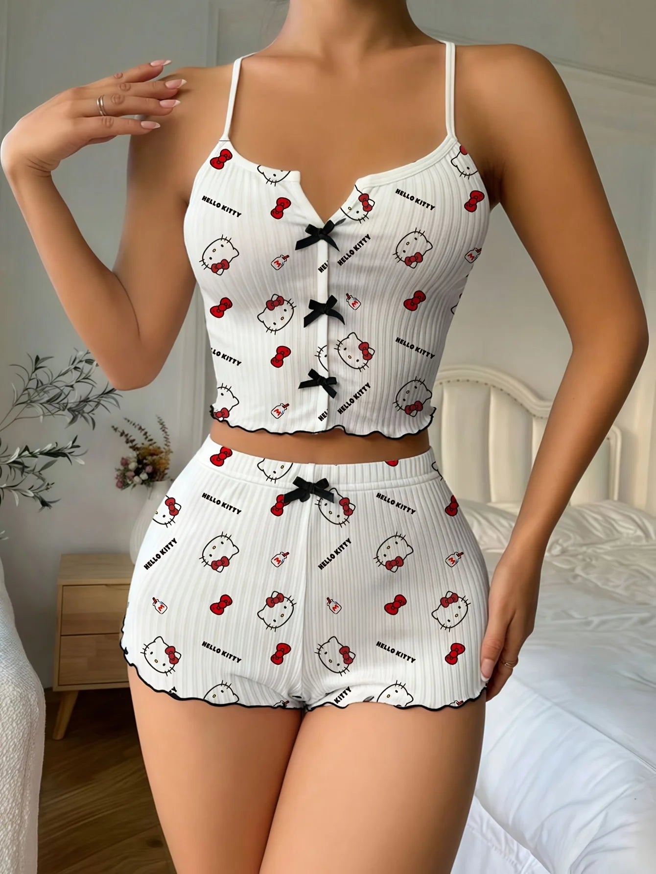 Sanrio Hello Kitty Bowknot Suspender Top Shorts Casual 2pcs Pajama Set Fashionable Thin Shoulder Strap Sexy Sleepwear Soft Pj